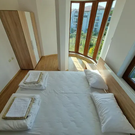 2 Bedroom Pretty In South Daire Sveti Vlas