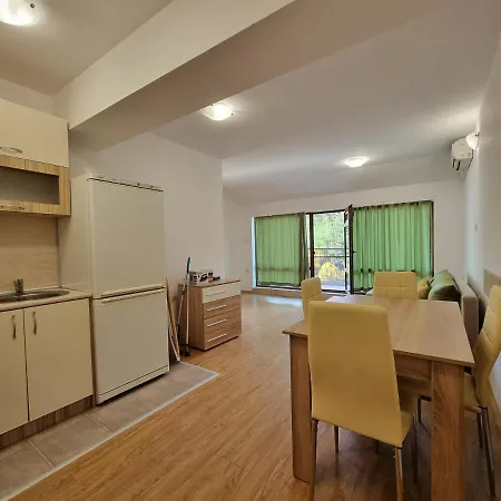 2 Bedroom Pretty In South Daire
