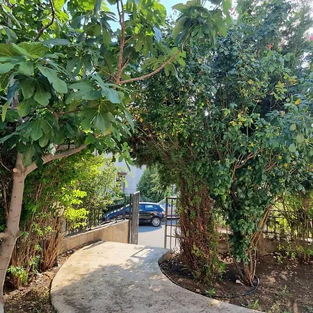 2 Bedroom Pretty In South Daire Sveti Vlas