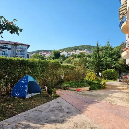 Apartment 2 Bedroom Pretty In South Sweti Wlas